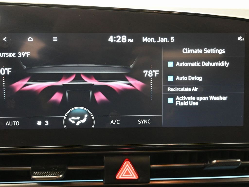 Used 2023 Hyundai Elantra N image 27