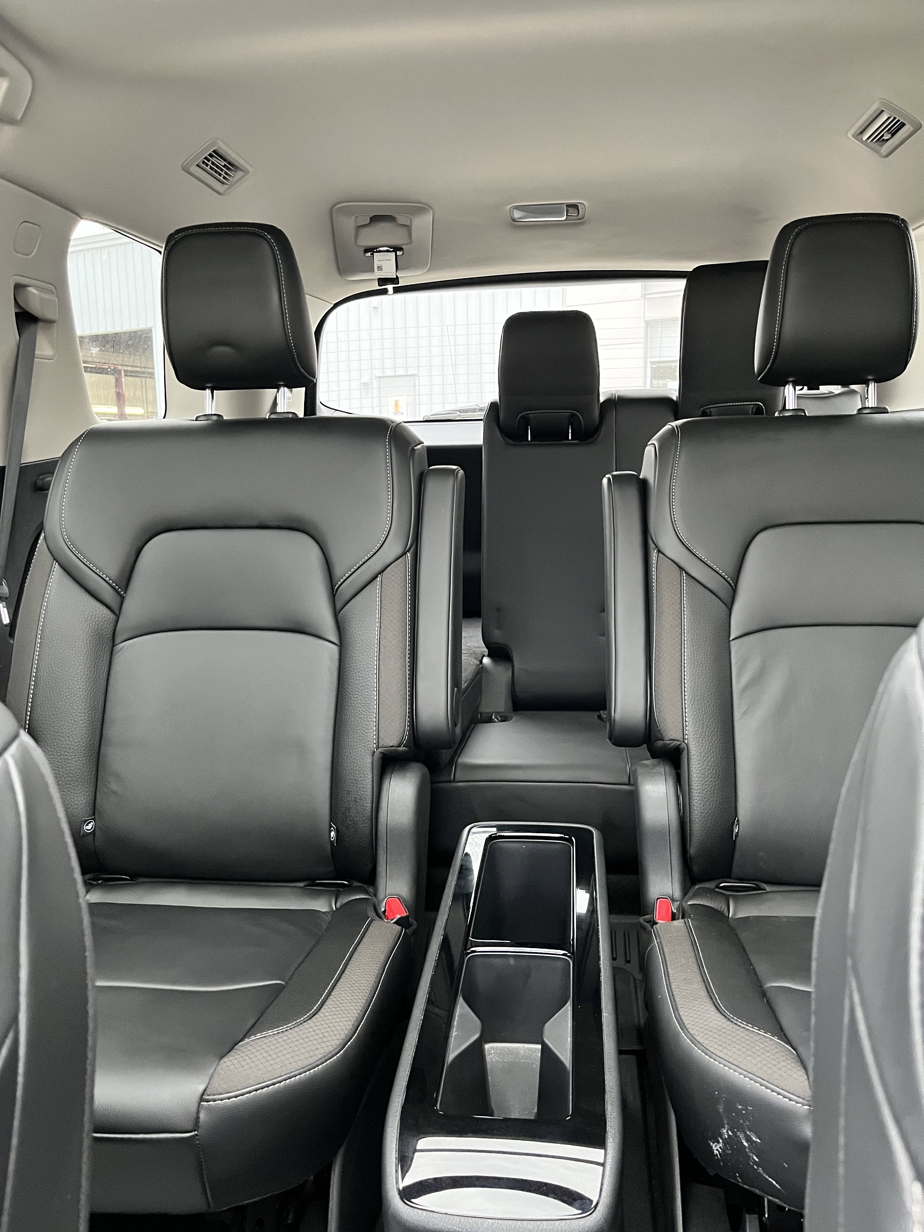 Used 2025 Nissan Pathfinder SL w/ SL Premium Package image 28