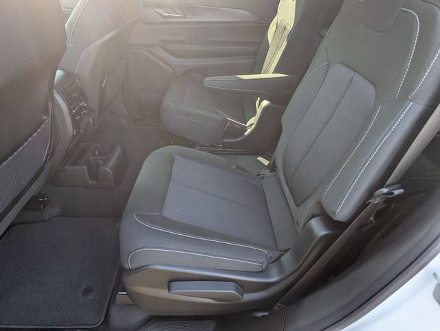 New 2026 Jeep Grand Cherokee L Laredo AWD/4WD image 23