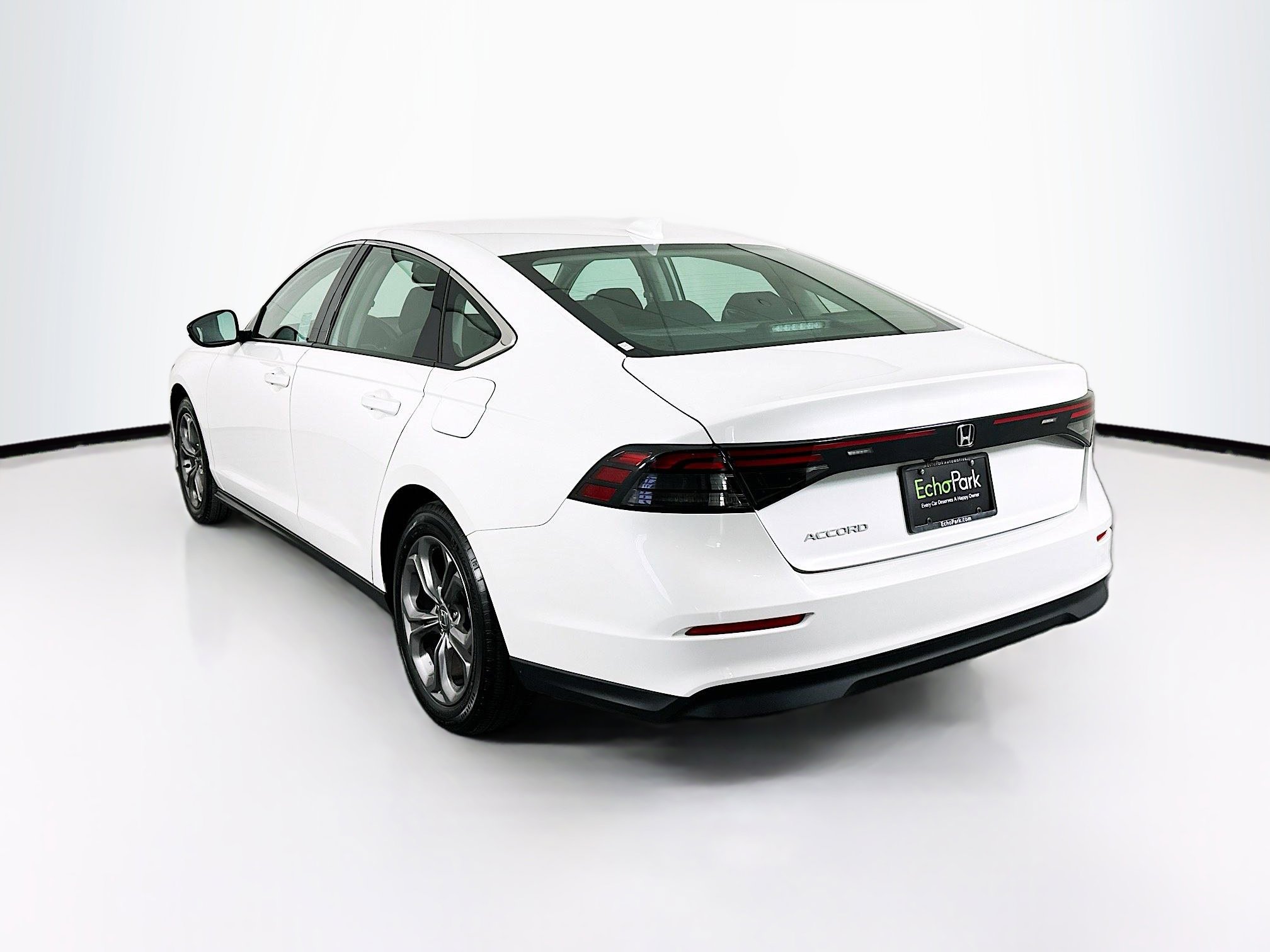 Used 2024 Honda Accord EX image 5