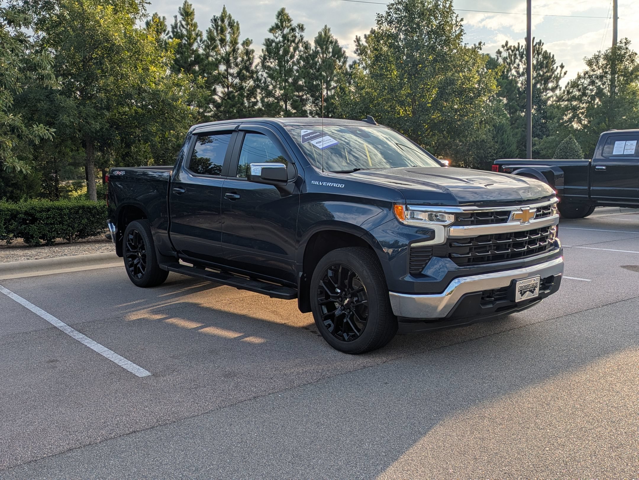 Used 2023 Chevrolet Silverado 1500 LT