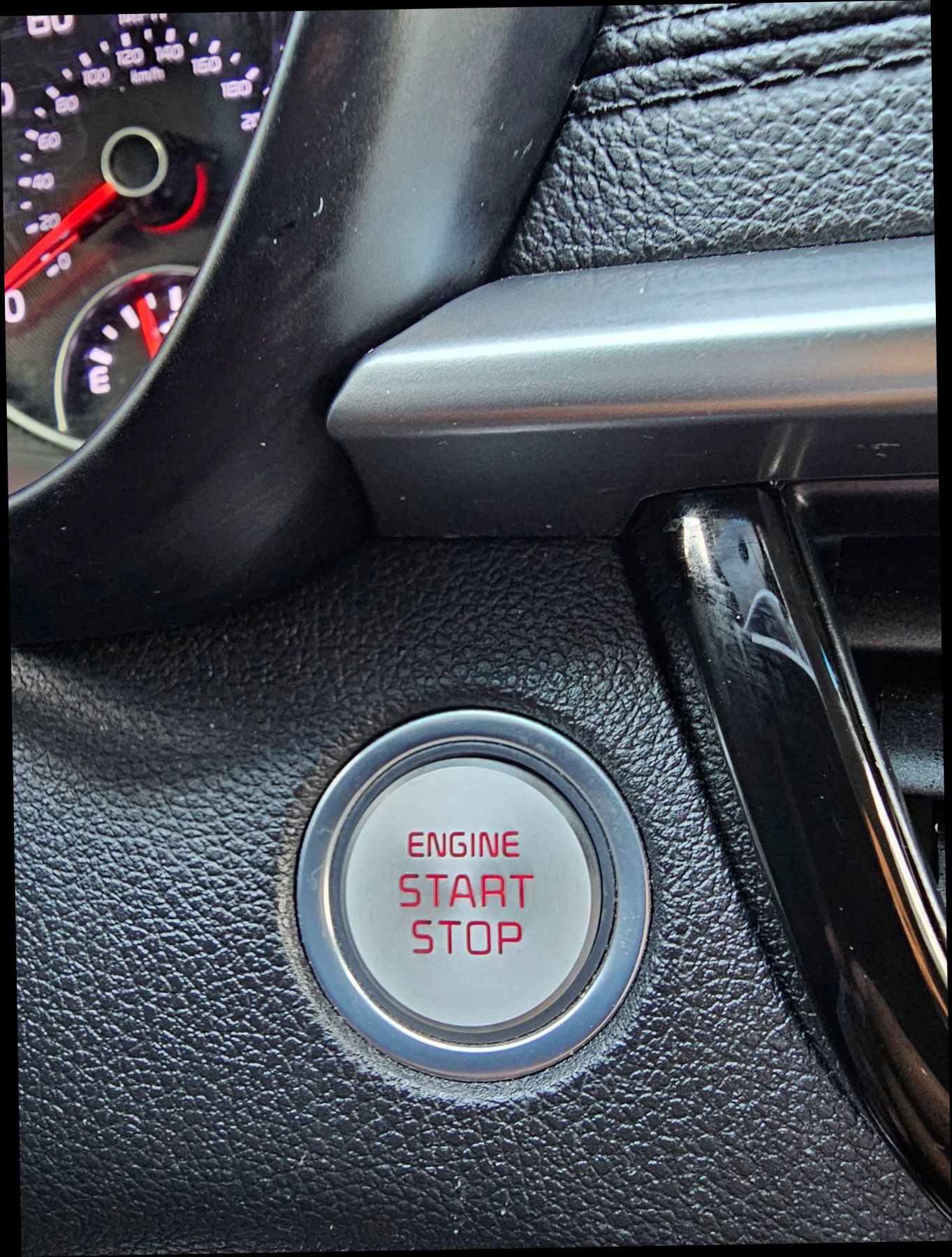 Used 2020 Kia Optima SE image 22