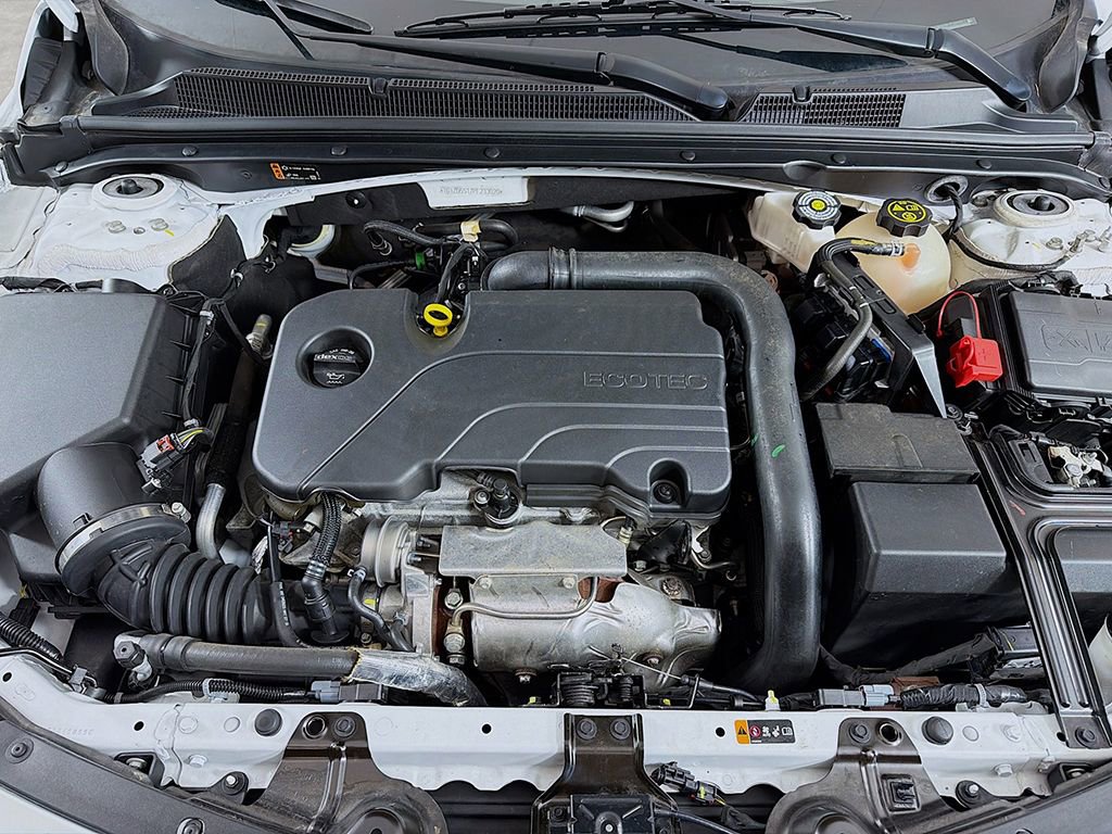 Used 2023 Chevrolet Malibu LT image 15