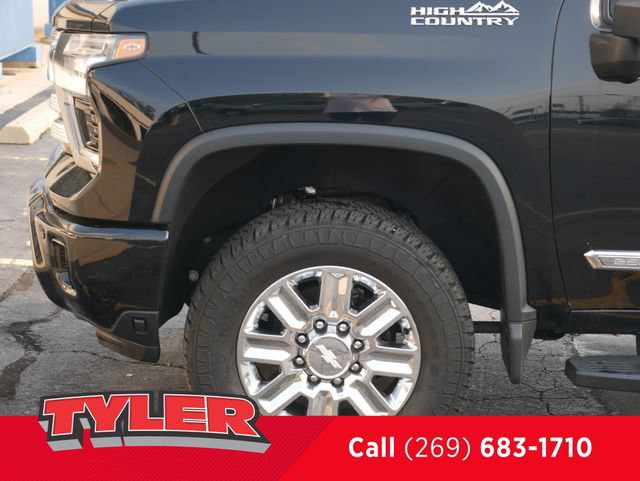 Used 2024 Chevrolet Silverado 2500 High Country w/ High Country Premium Package AWD/4WD image 42
