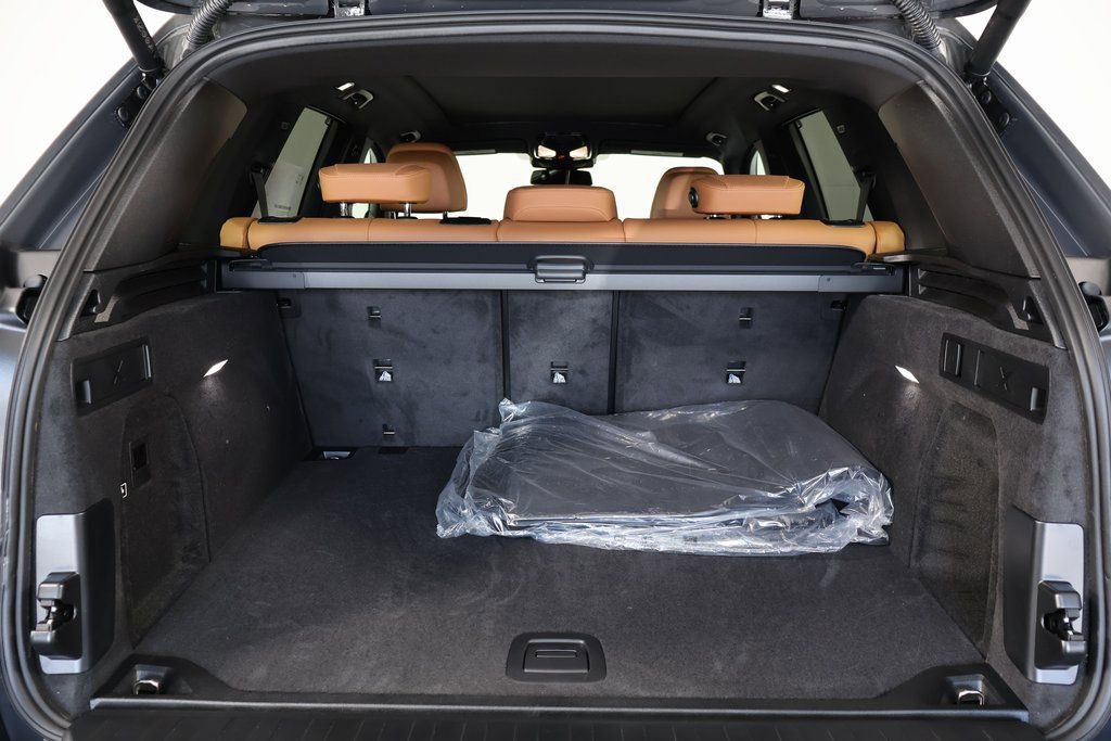 New 2026 BMW X5 sDrive40i w/ M Sport Package image 8