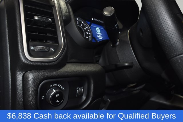 New 2026 RAM 1500 Express AWD/4WD image 19