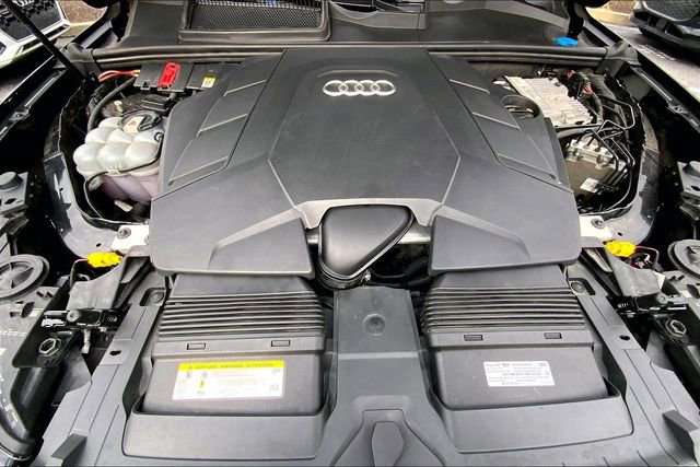 Used 2020 Audi Q7 3.0T Premium image 29