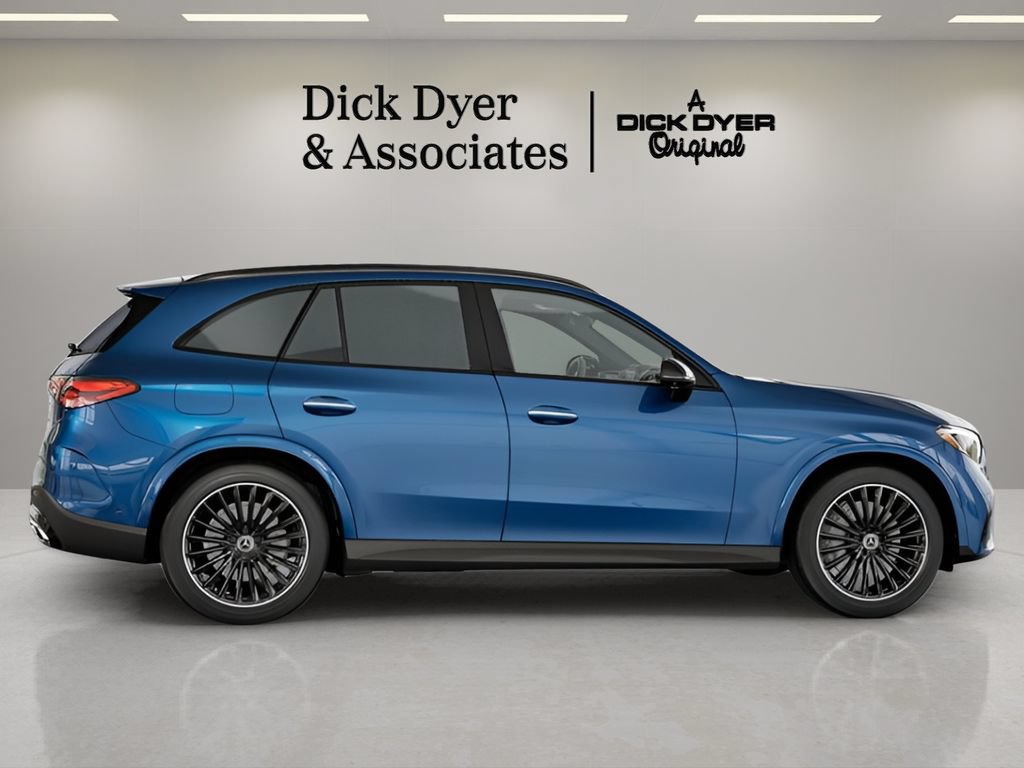 Used 2026 Mercedes-Benz GLC 300 image 12