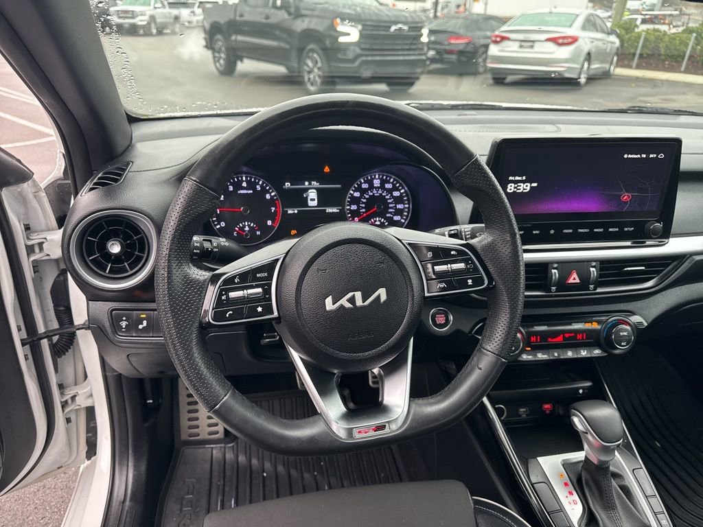 Used 2023 Kia Forte GT-Line w/ GT-Line Premium Package image 13