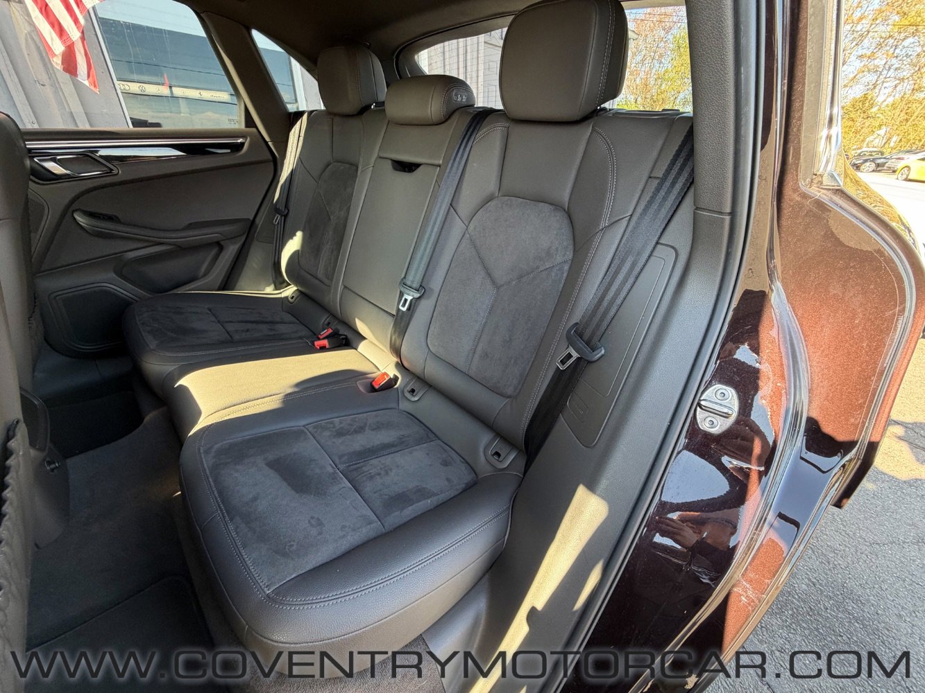 Used 2015 Porsche Macan S AWD/4WD image 38
