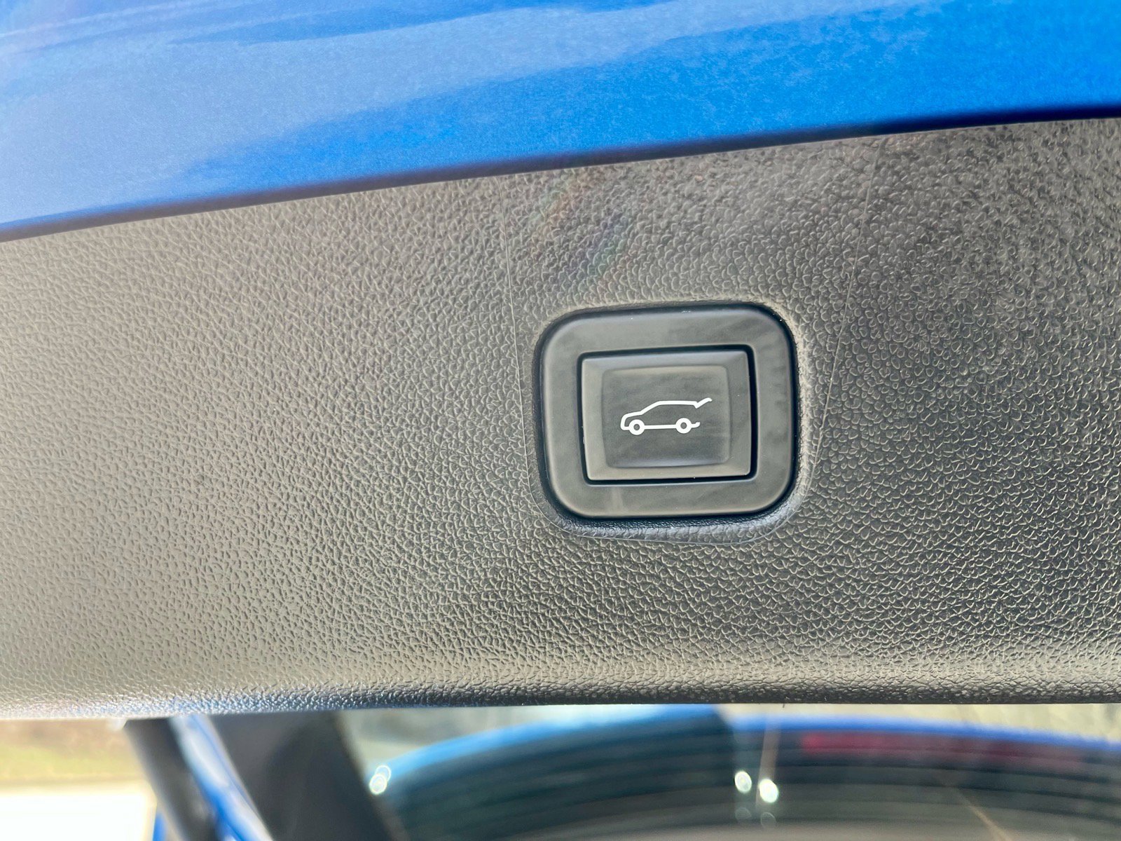 Used 2024 Chevrolet Blazer LT w/ Convenience Package FWD image 21