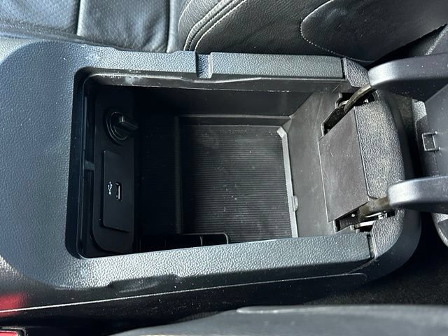 Used 2018 Ford Mustang Coupe w/ Black Accent Pkg RWD image 36