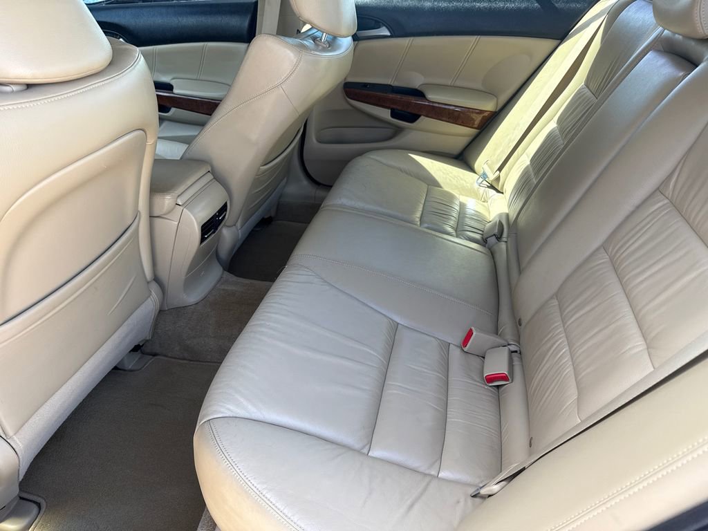 Used 2012 Honda Accord EX-L image 17