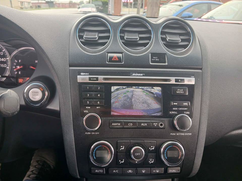 Used 2011 Nissan Altima 2.5 S w/ 2.5S Premium Audio Pkg FWD image 11