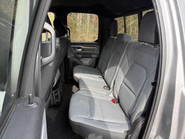 Used 2022 RAM 1500 Big Horn AWD/4WD image 16