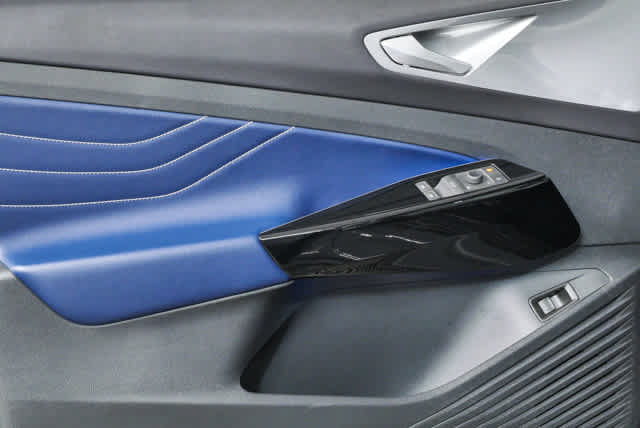 Certified 2024 Volkswagen ID.4 S RWD image 9