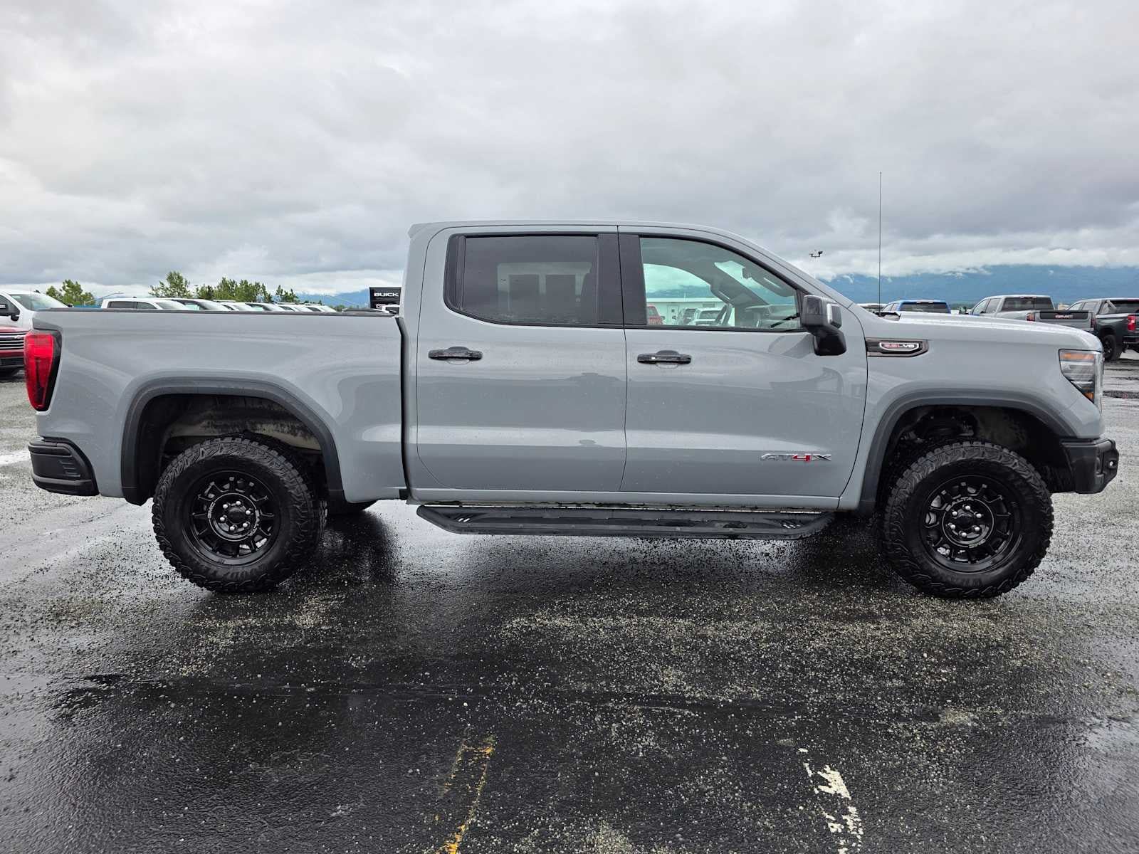 Certified 2024 GMC Sierra 1500 AT4X w/ AT4X AEV Edition AWD/4WD image 2