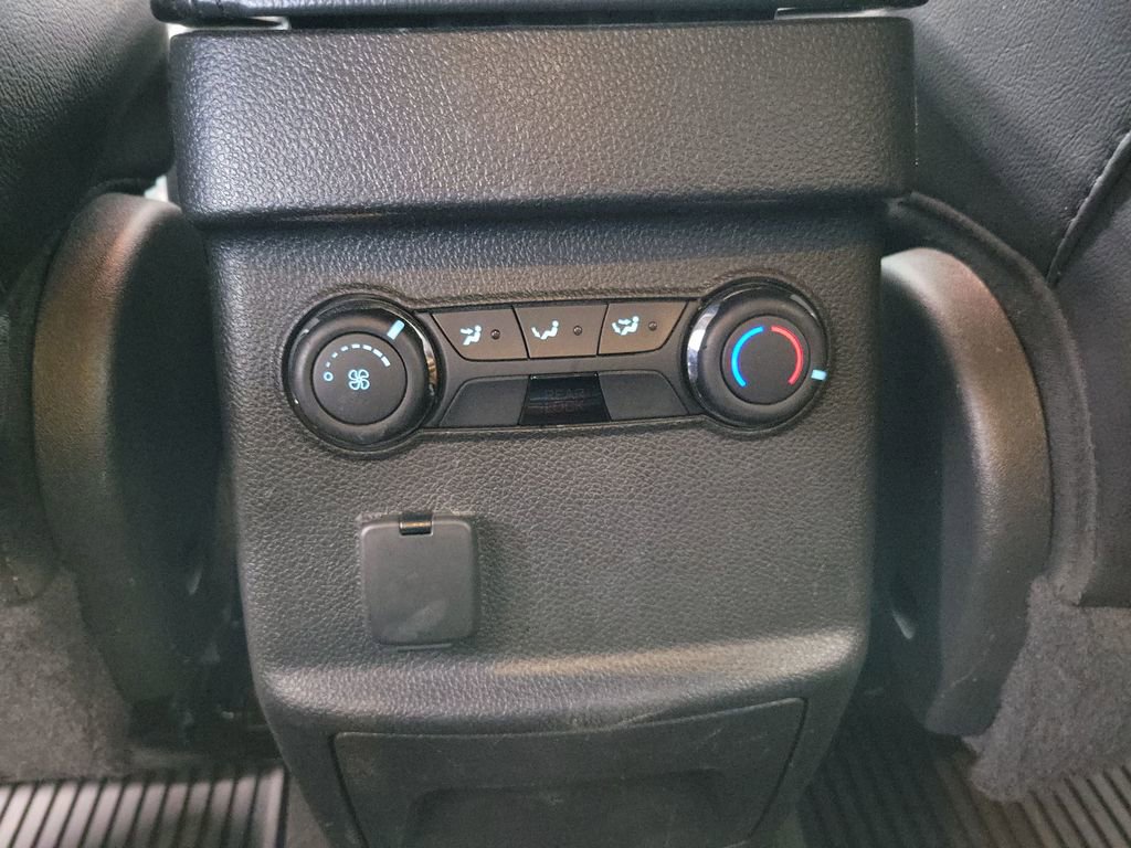 Used 2014 Ford Explorer XLT w/ Equipment Group 202A image 25