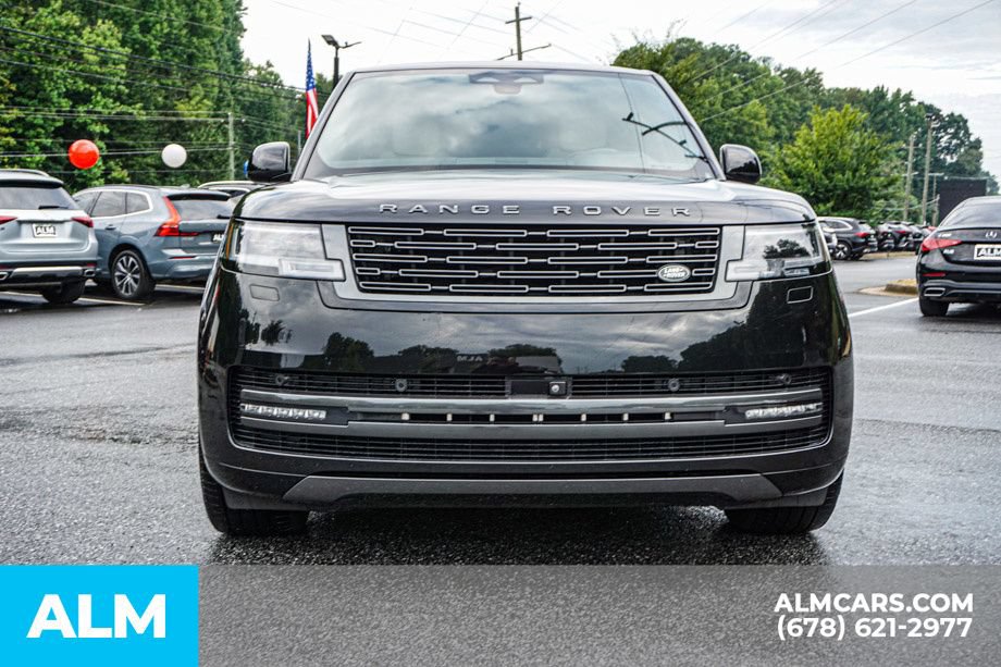 Used 2025 Land Rover Range Rover Long Wheelbase SE AWD/4WD image 9