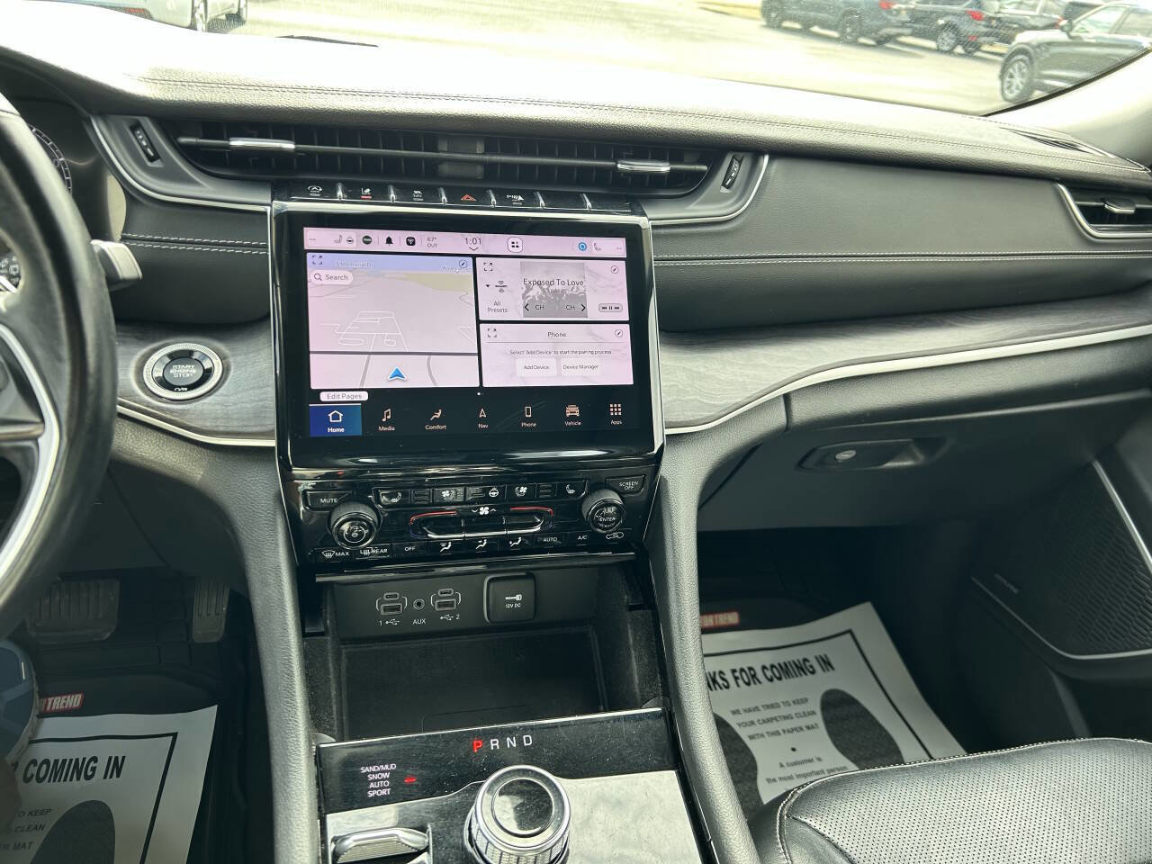 Used 2022 Jeep Grand Cherokee L Limited w/ Luxury Tech Group II image 12