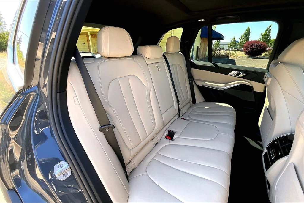 Used 2021 BMW X5 xDrive40i w/ Premium Package AWD/4WD image 20