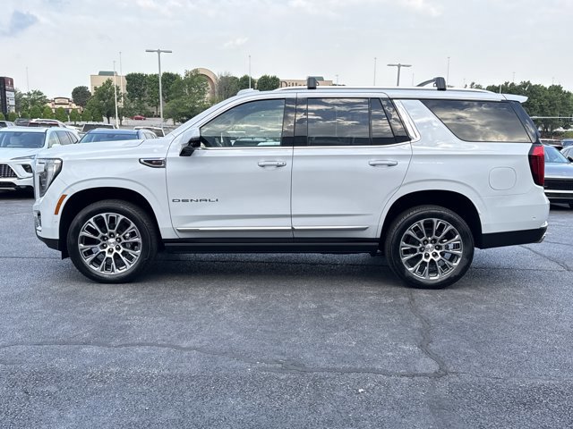 New 2026 GMC Yukon Denali w/ Denali Reserve Package AWD/4WD image 13