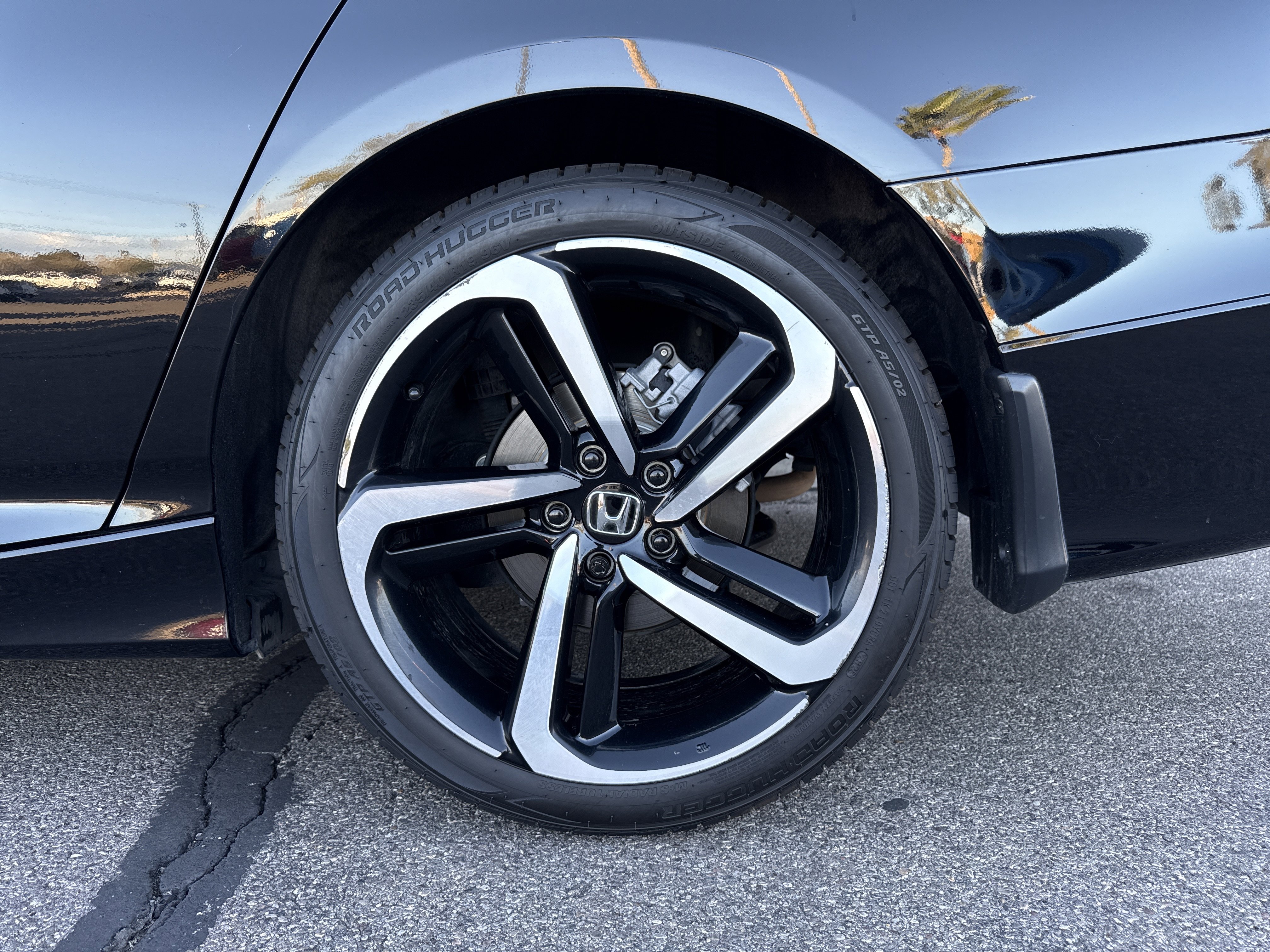 Used 2022 Honda Accord Sport image 3