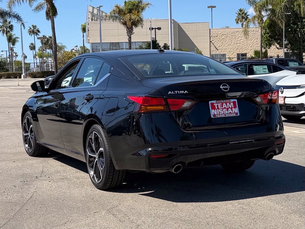 Certified 2024 Nissan Altima 2.5 SR FWD image 5