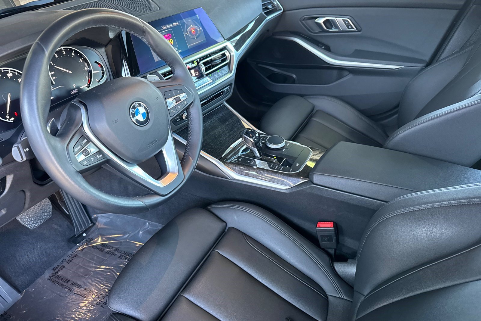 Used 2020 BMW 330i Sedan w/ Convenience Package RWD image 11