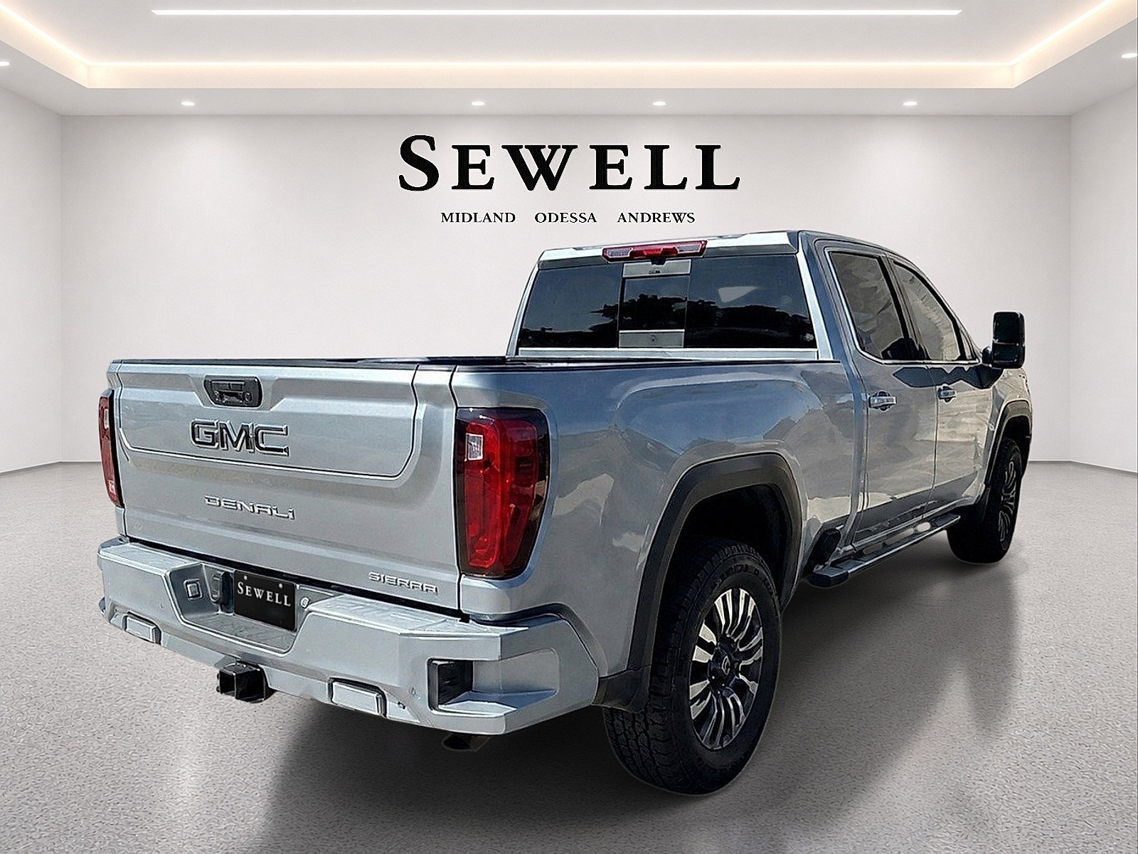 Used 2026 GMC Sierra 2500 Denali Ultimate w/ Max Trailering Package AWD/4WD image 3