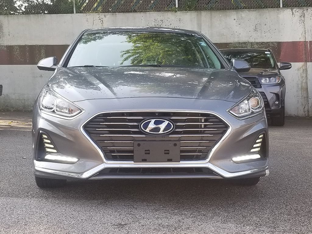 Used 2018 Hyundai Sonata SEL FWD image 2