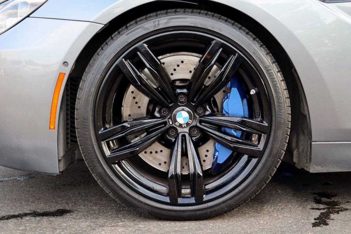 Used 2016 BMW M6 Gran Coupe RWD image 27