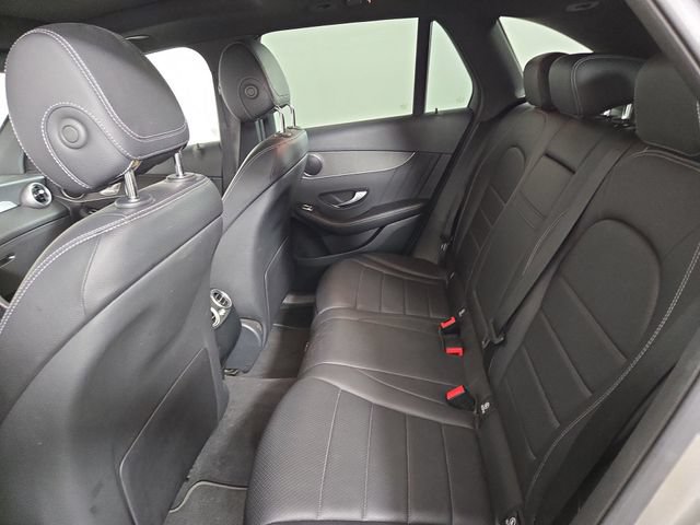 Used 2021 Mercedes-Benz GLC 300 4MATIC image 15