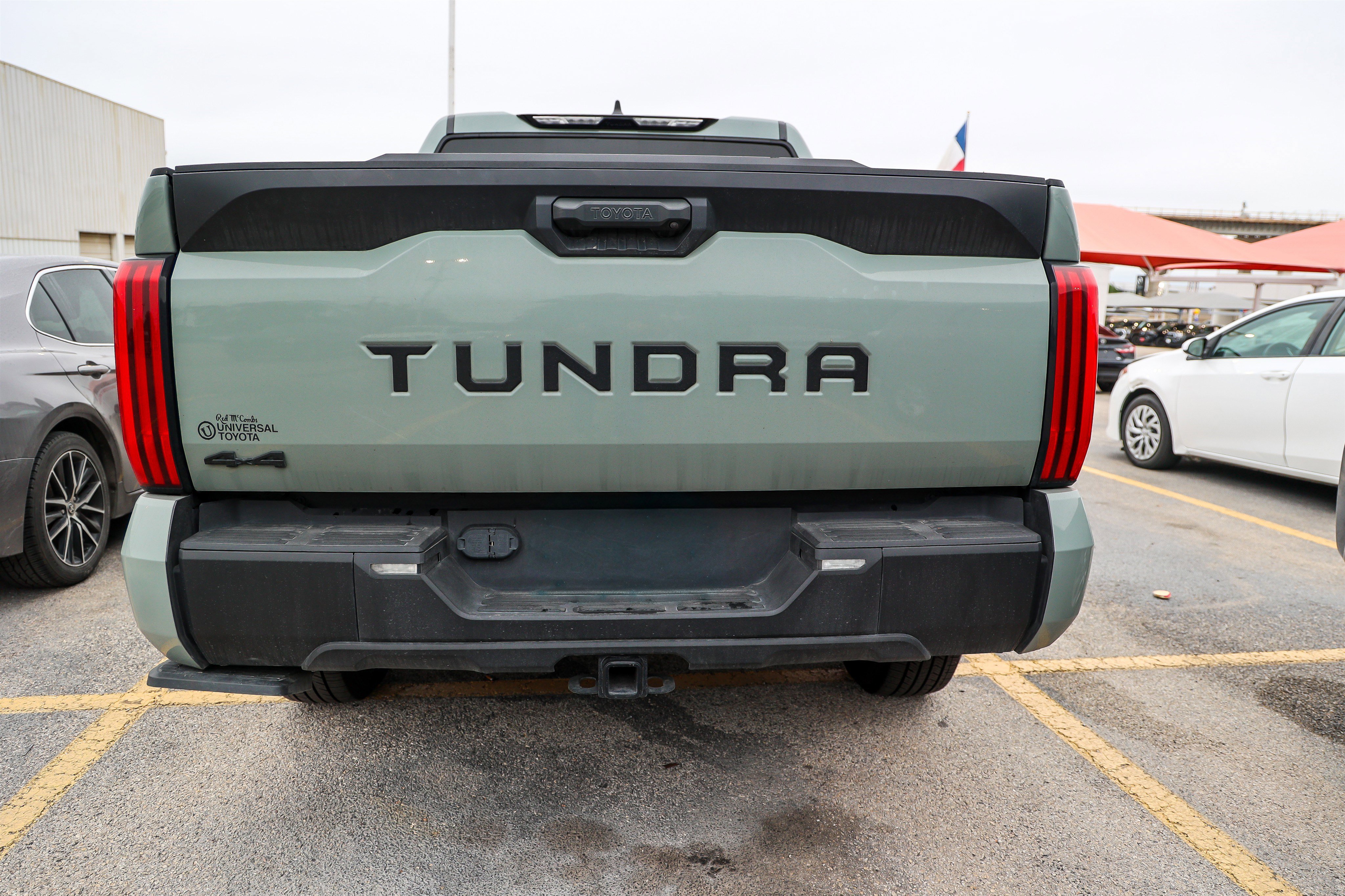 Used 2025 Toyota Tundra SR5 AWD/4WD image 7
