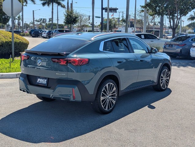 Used 2025 BMW X2 xDrive28i w/ Premium Package image 5
