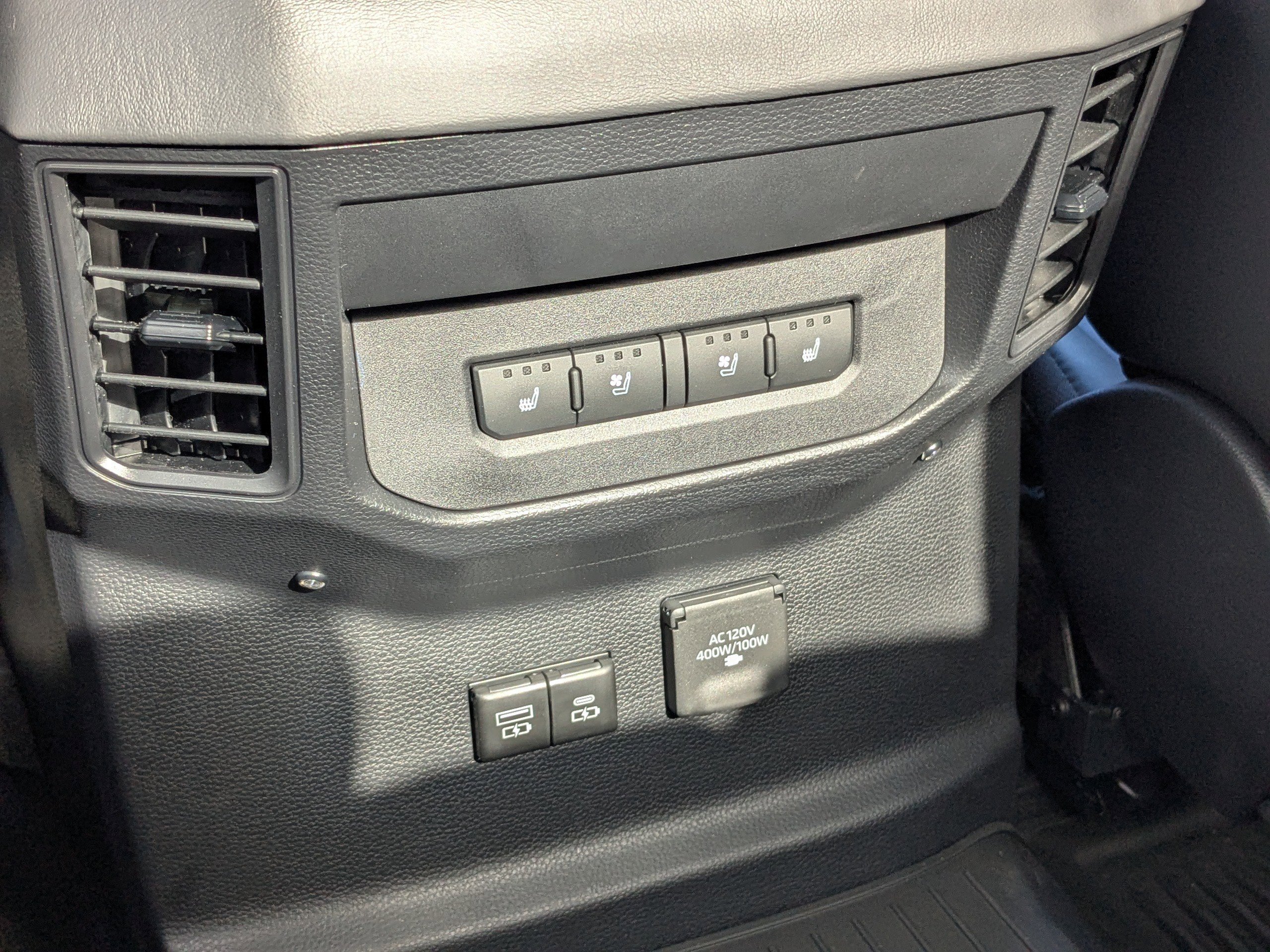 Used 2025 Toyota Tundra Platinum image 45