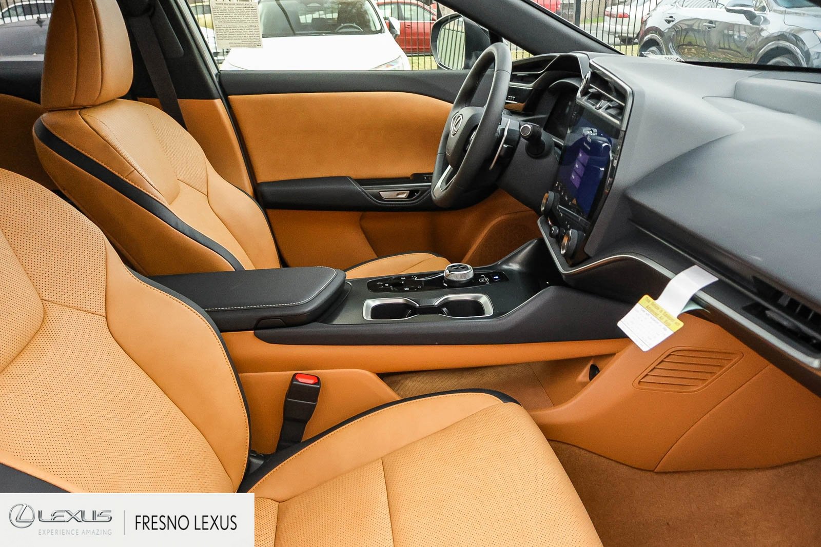 Used 2025 Lexus RZ 300e image 12