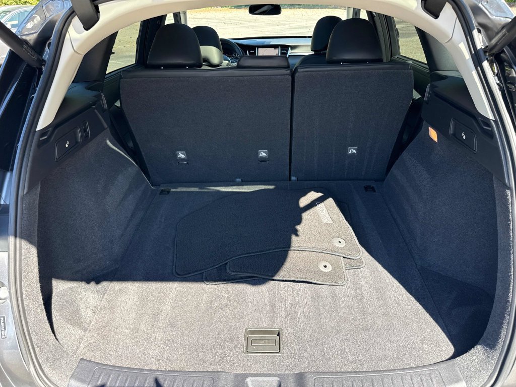 Used 2020 INFINITI QX50 Sensory w/ Climate Package FWD image 31