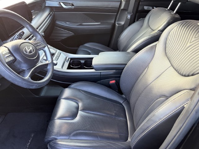 Used 2023 Hyundai Palisade Calligraphy w/ Cargo Package FWD image 9