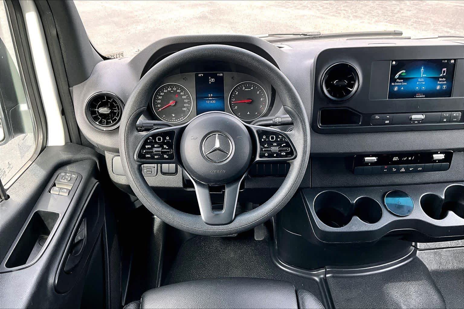 Used 2023 Mercedes-Benz Sprinter 2500 image 6
