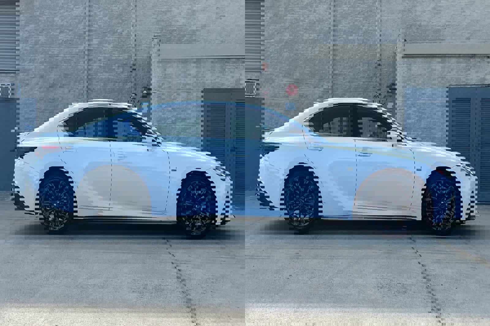 Used 2024 Lexus IS 300 F Sport image 2