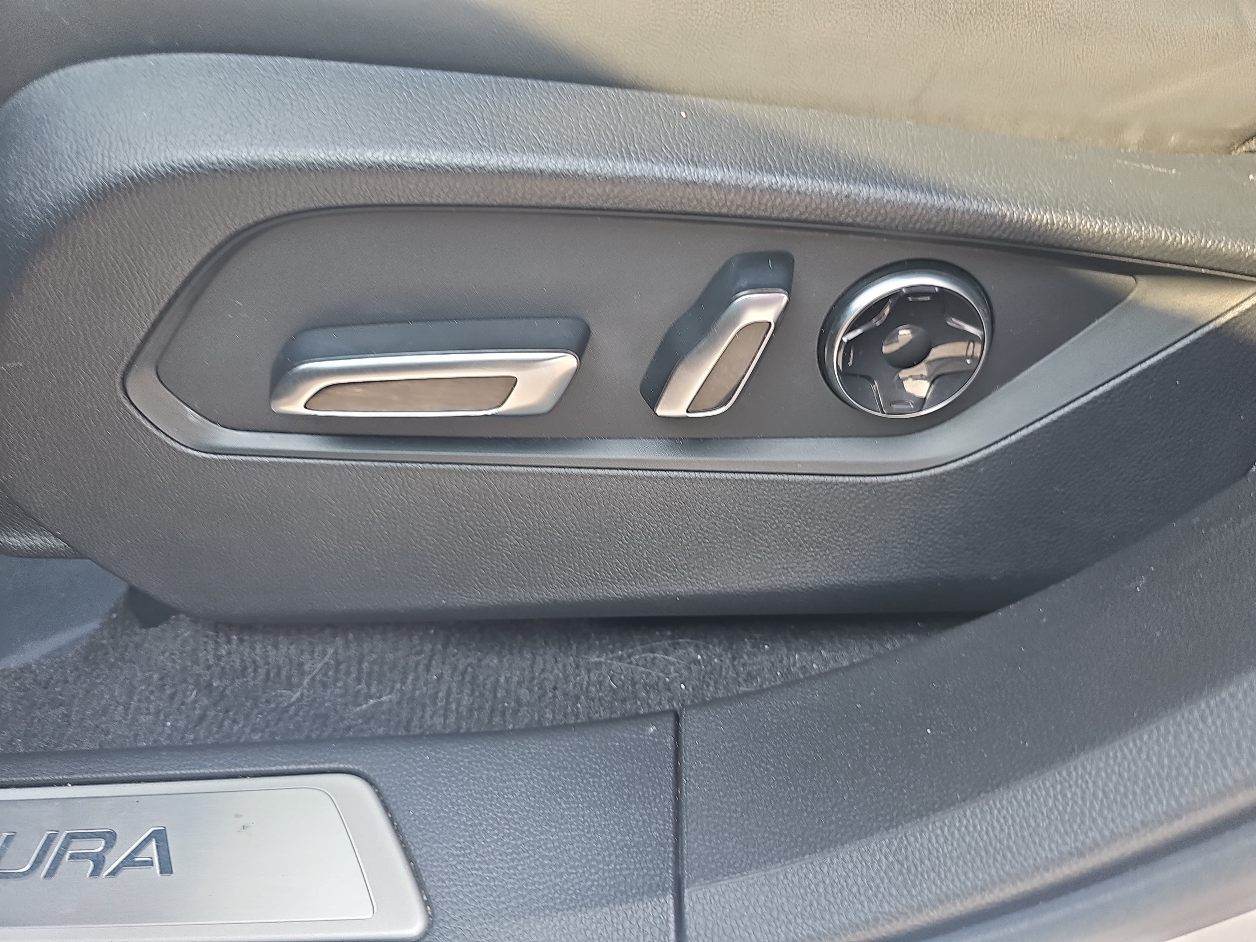 Used 2024 Acura RDX SH-AWD w/ Technology Package image 29