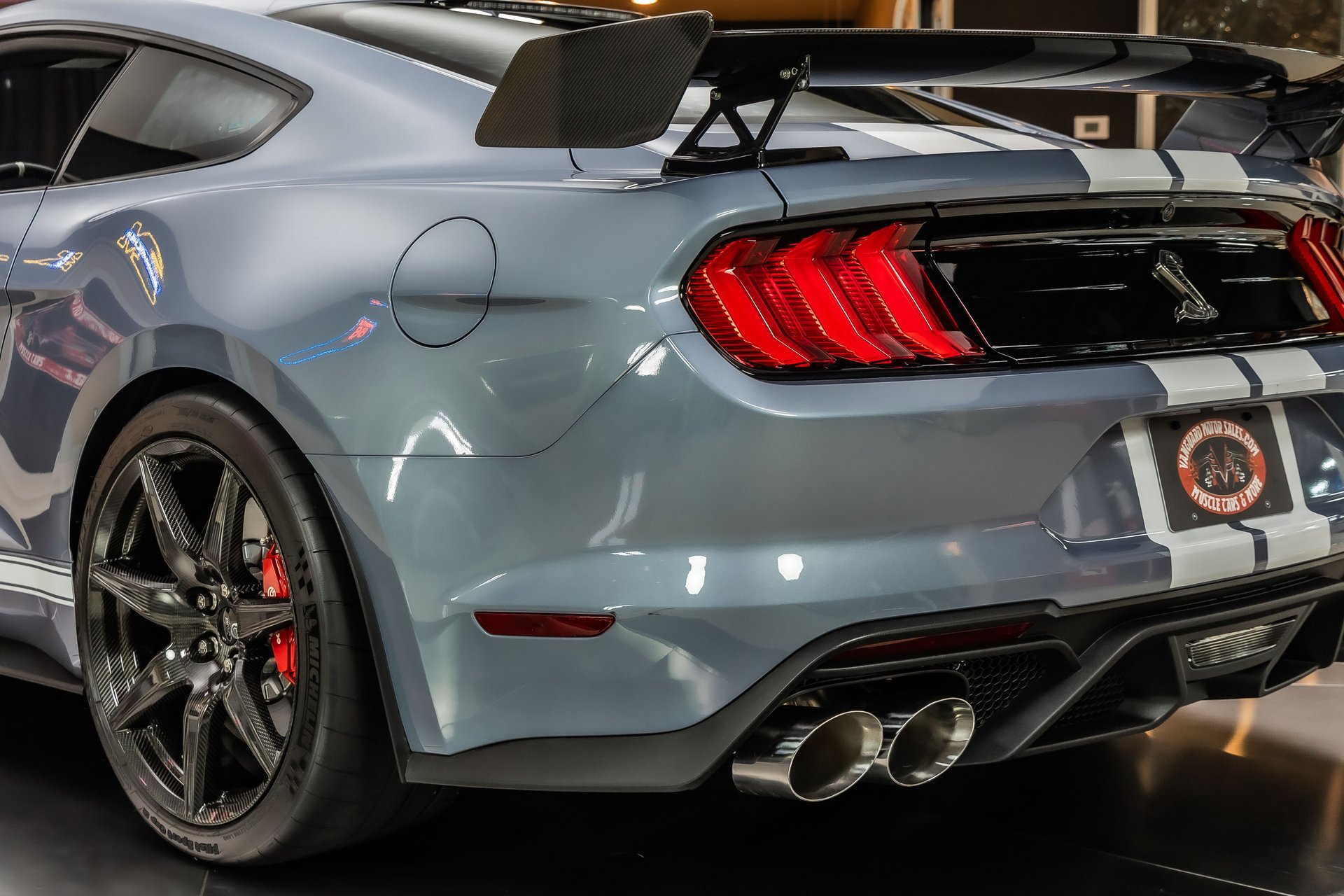 Used 2022 Ford Mustang Shelby GT500 w/ Carbon Fiber Track Pack RWD image 34