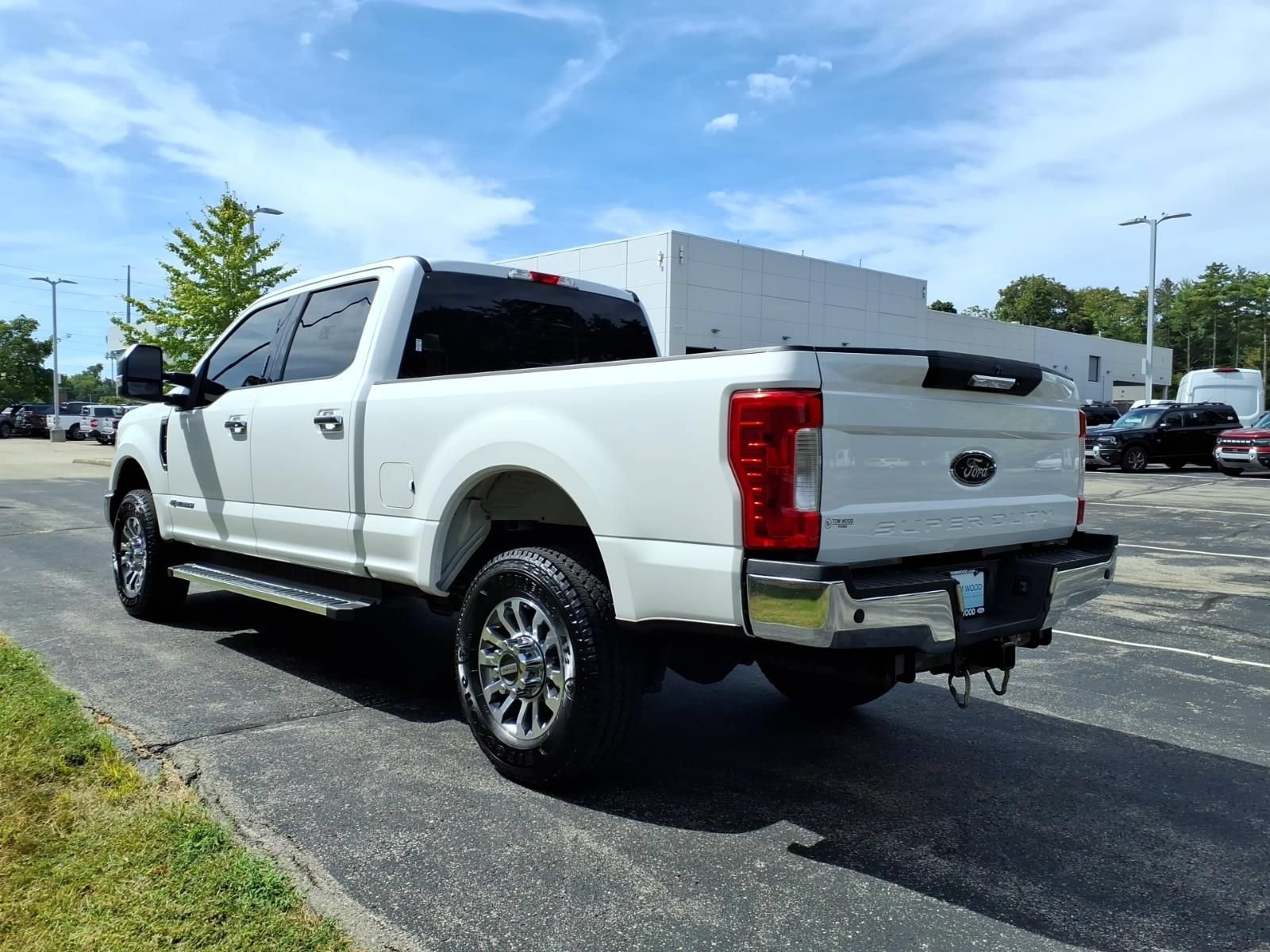 Used 2019 Ford F350 Lariat w/ Chrome Package AWD/4WD image 6