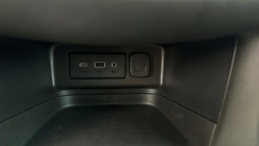 Used 2024 Chevrolet Equinox LT image 28