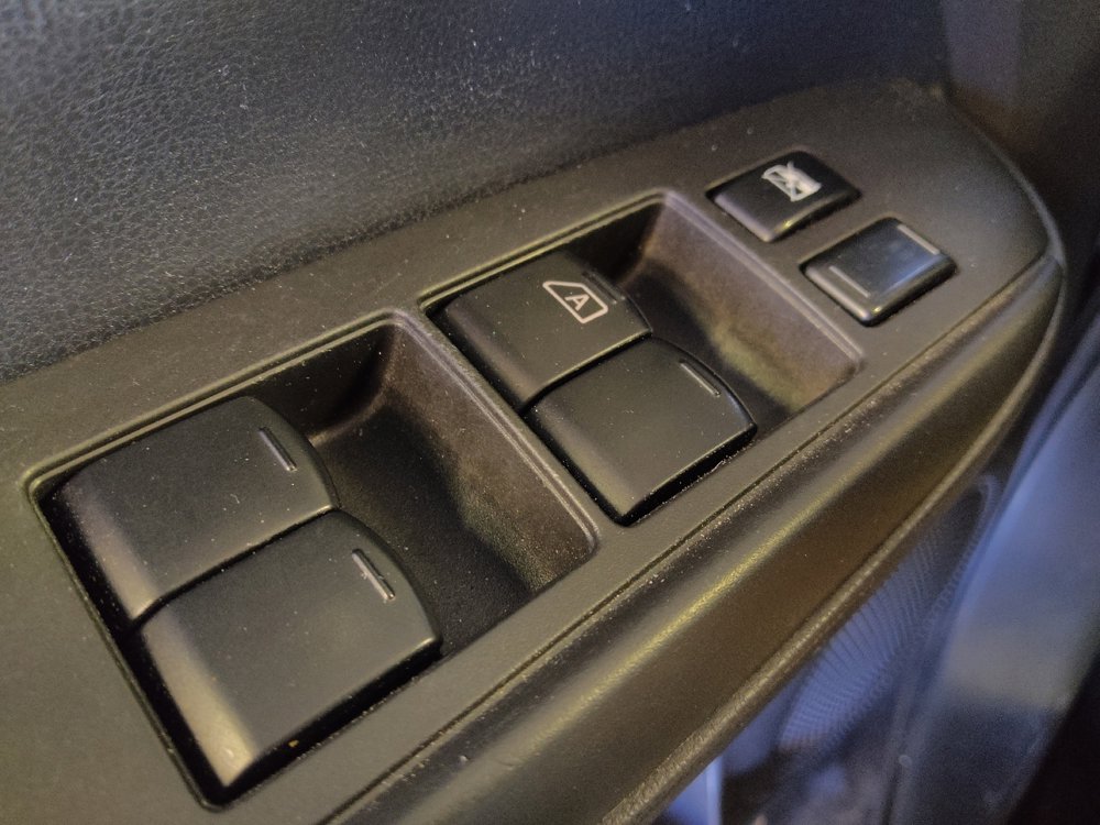 Used 2019 Nissan Versa SV FWD image 27