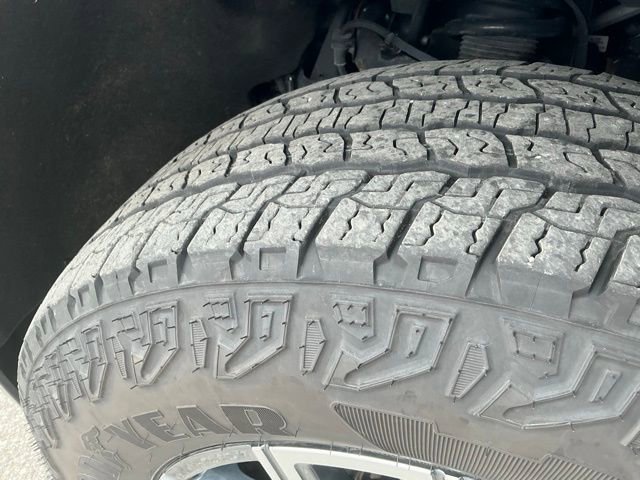 Used 2023 Chevrolet Colorado Z71 w/ Z71 Convenience Package 2 image 14