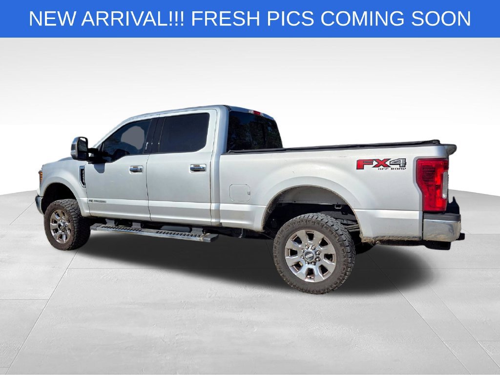 Used 2018 Ford F250 Lariat w/ Chrome Package AWD/4WD image 4
