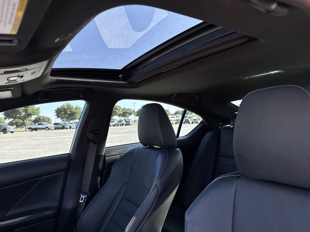 Used 2022 Lexus IS 350 F Sport w/ Navigation Package RWD image 22