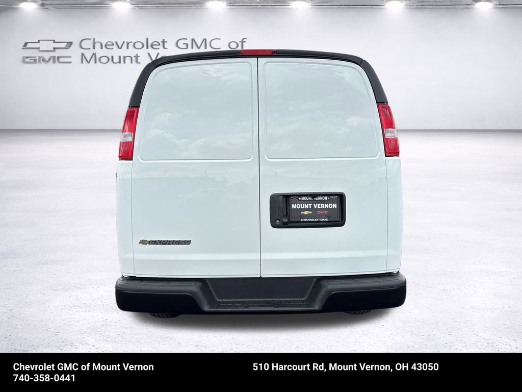 New 2026 Chevrolet Express 2500 Extended w/ Driver Convenience Package RWD image 4